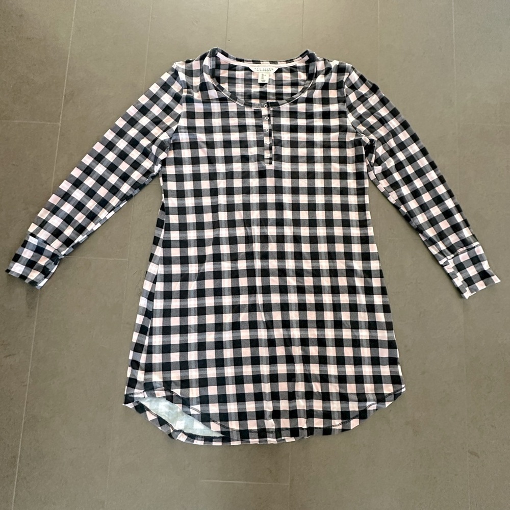 Checkered pajama nightgown size Large